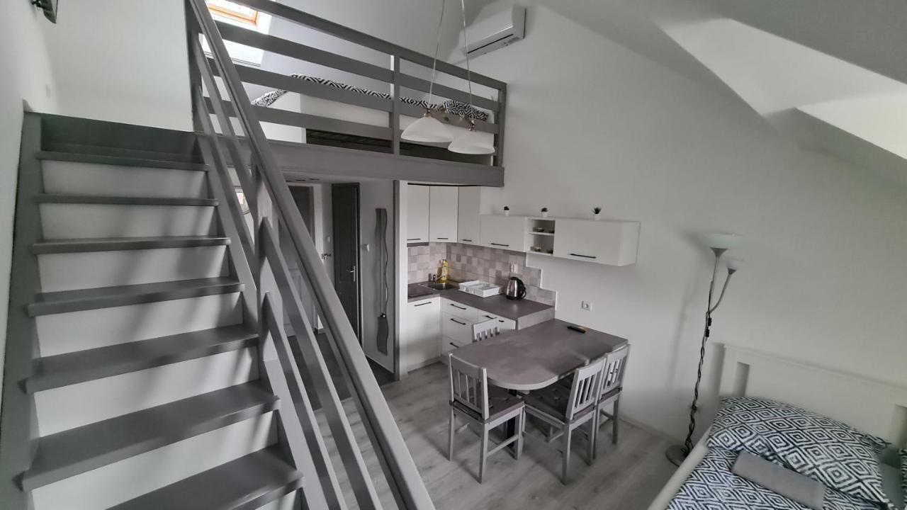 Gyulai-Fuerdo-Apartman Ii. Εξωτερικό φωτογραφία