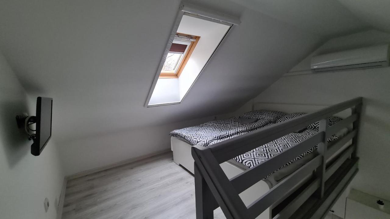Gyulai-Fuerdo-Apartman Ii. Εξωτερικό φωτογραφία