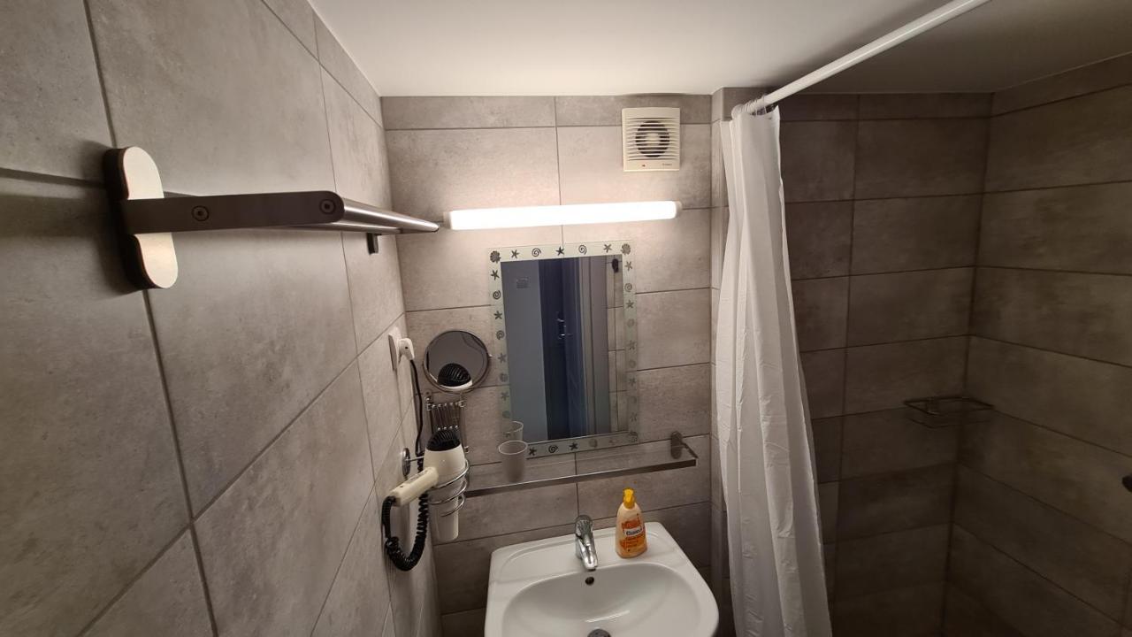Gyulai-Fuerdo-Apartman Ii. Εξωτερικό φωτογραφία
