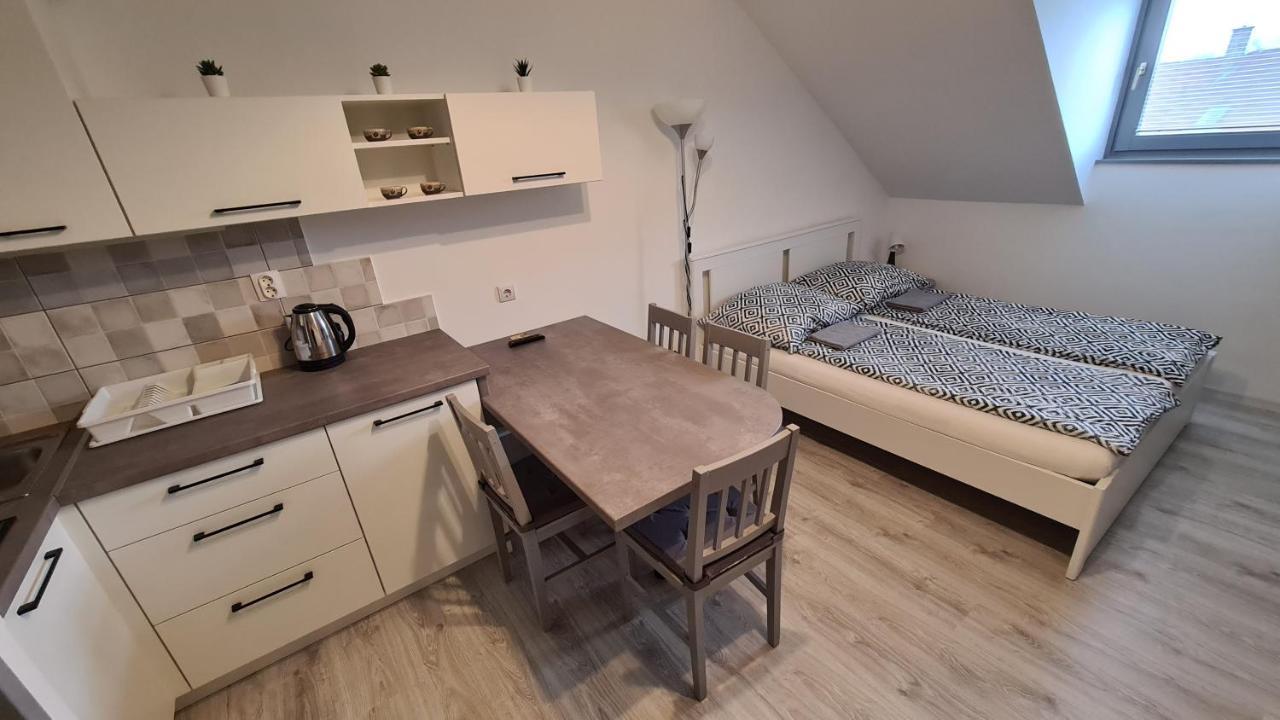 Gyulai-Fuerdo-Apartman Ii. Εξωτερικό φωτογραφία